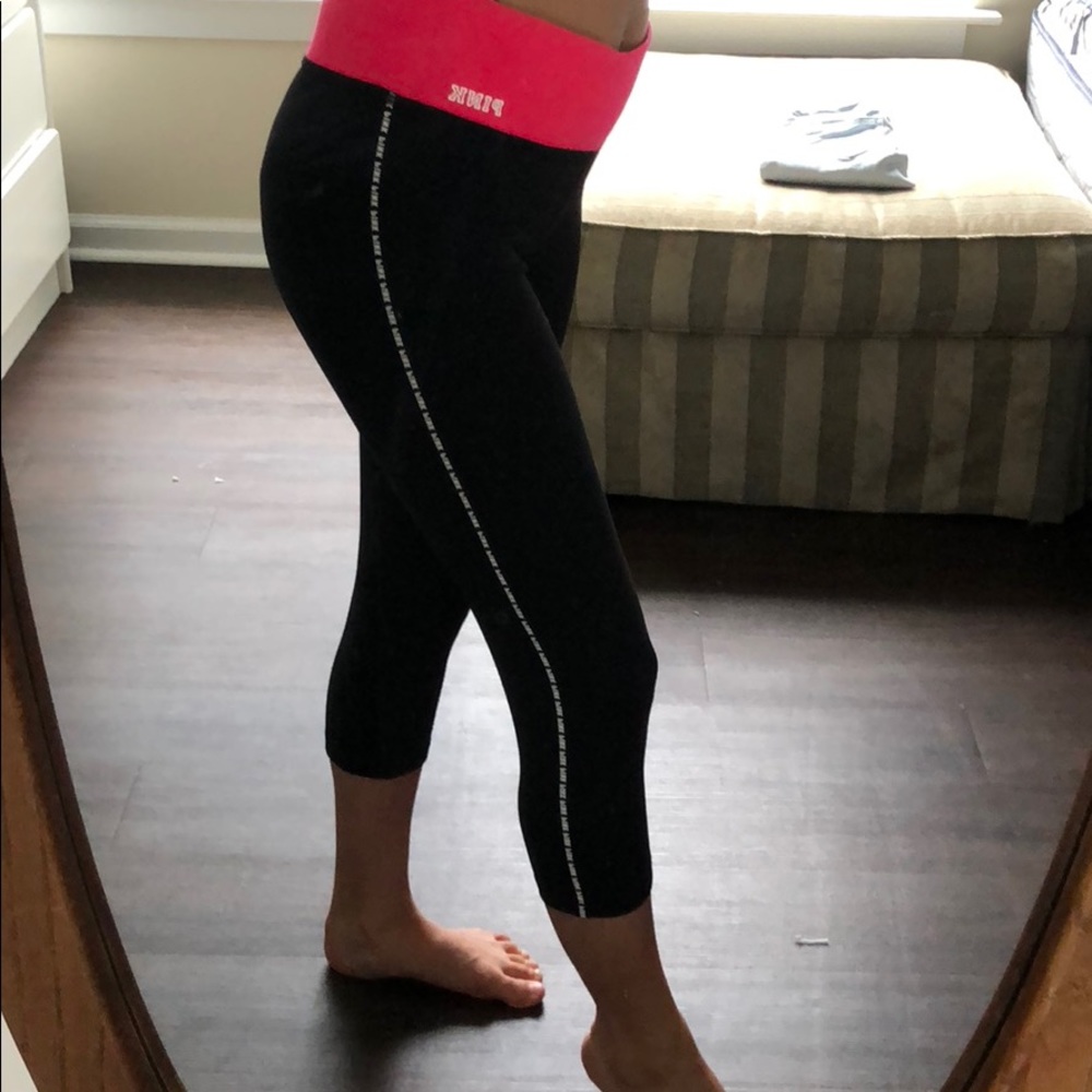 PINK Ultimate Yoga Pants - Cropped